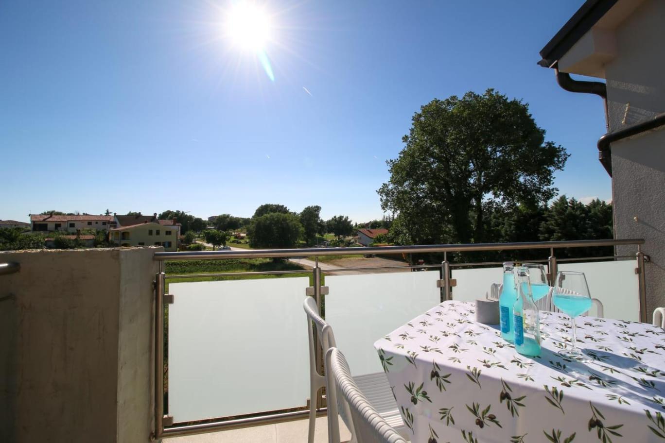 Apartman Nerlovic Porec Exterior photo